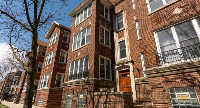 1408 W Argyle Street