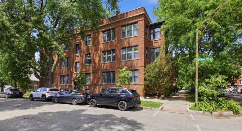 1700 W Summerdale Avenue