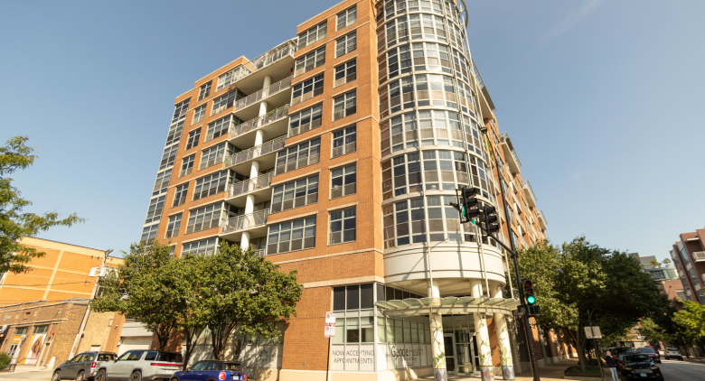 1200 W MONROE Street #309