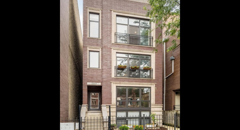1113 N Hermitage Ave.