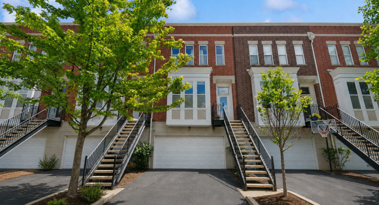 3951 N Washtenaw Avenue