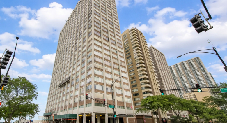 6171 N Sheridan Road #2104