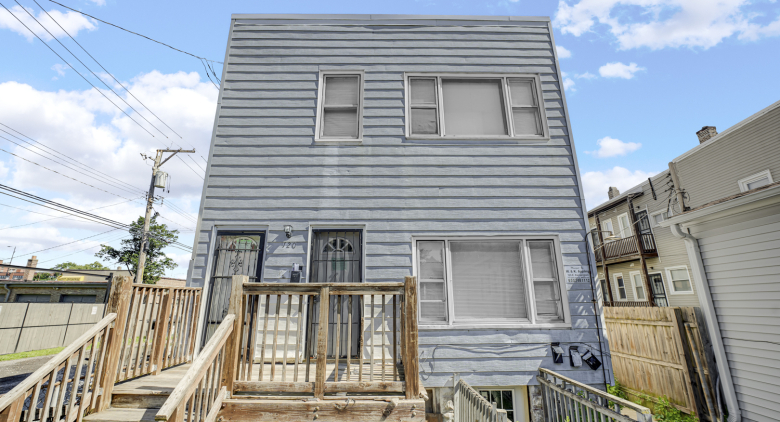120 E Kensington Avenue
