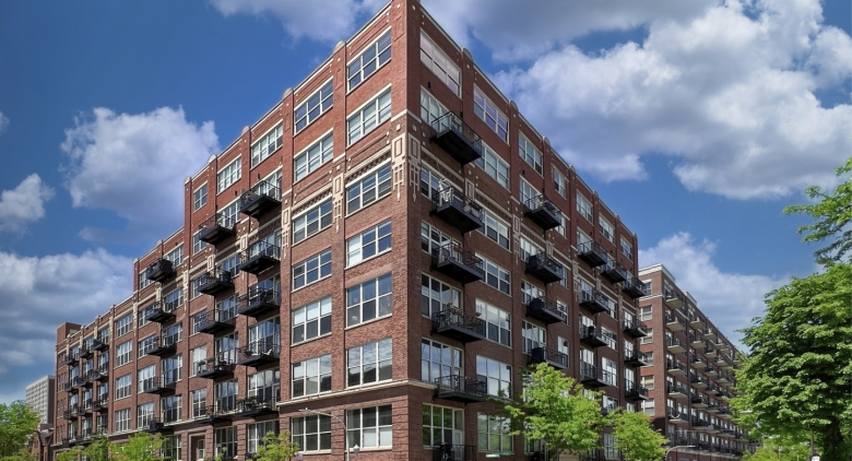 1500 W Monroe Street