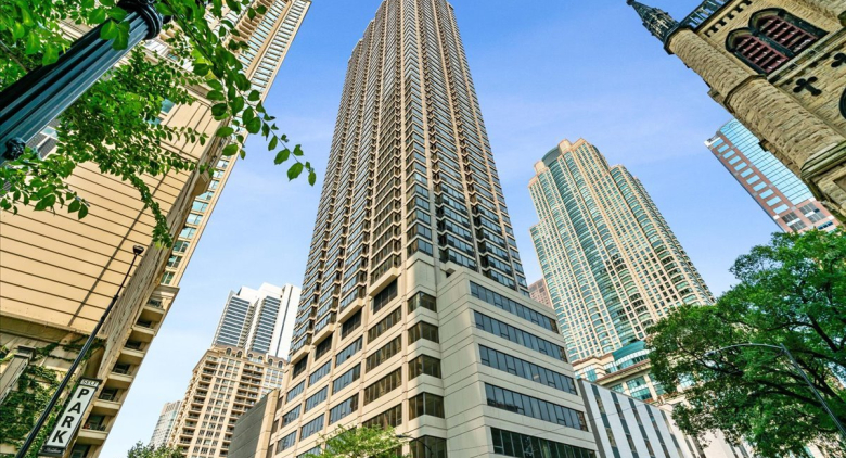 30 E Huron Street #4310