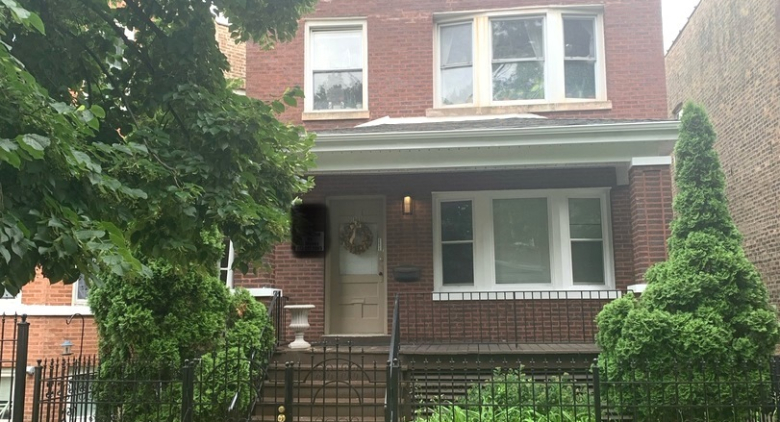 3013 N Hamlin Avenue
