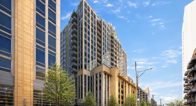 720 N Larrabee Street #1711