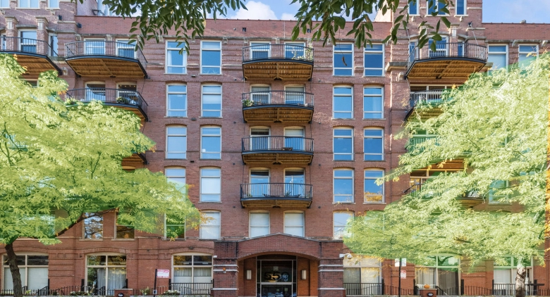 Unit #111 at 550 N Kingsbury St.
