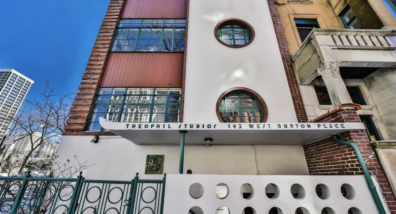 143 W Burton Place