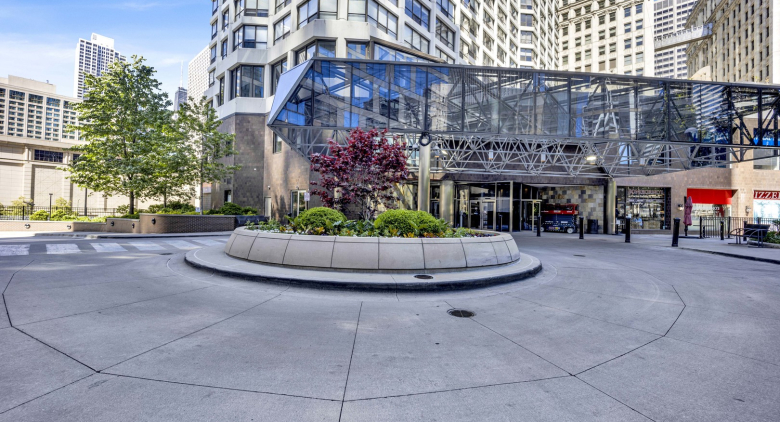 405 N WABASH Avenue #104
