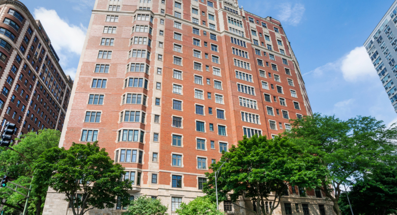 3800 N Lake Shore Drive