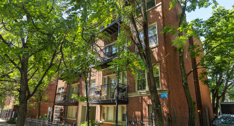 4422 N ASHLAND Avenue
