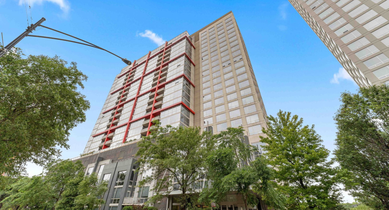 1841 S CALUMET Street #1111