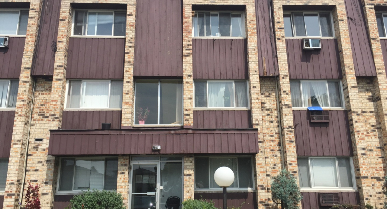 8667 1/2 W FOSTER Avenue