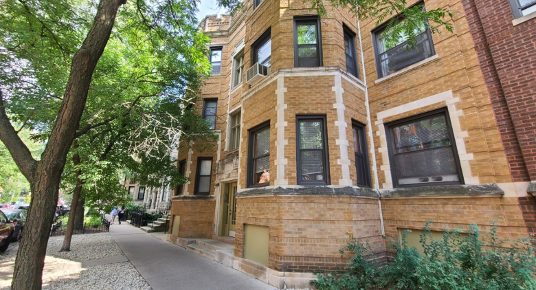 705 W Cornelia Avenue