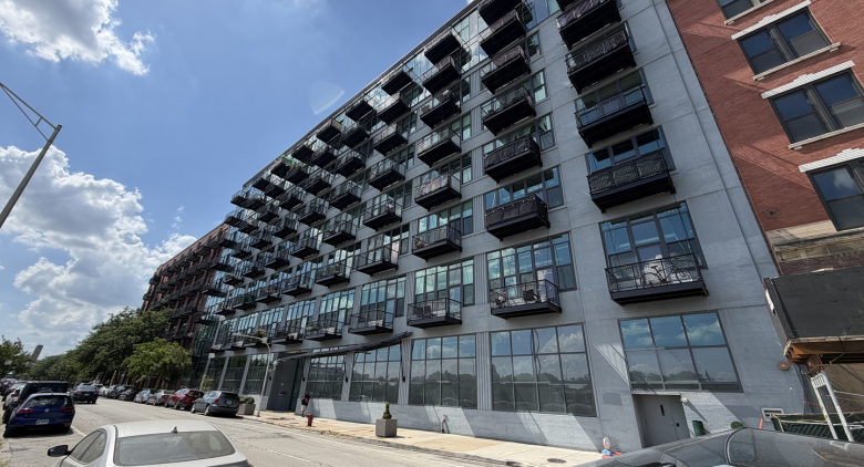 1224 W Van Buren Street #713