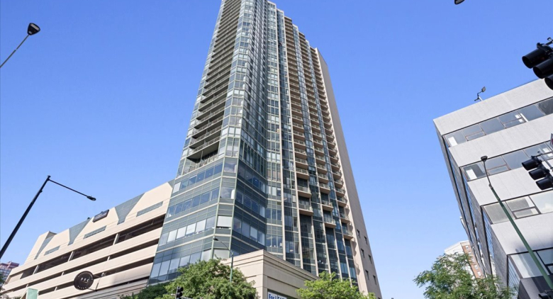111 W MAPLE Street #2012