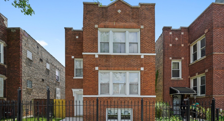 5331 W Congress Parkway