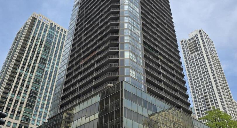 10 E Ontario St. #4601