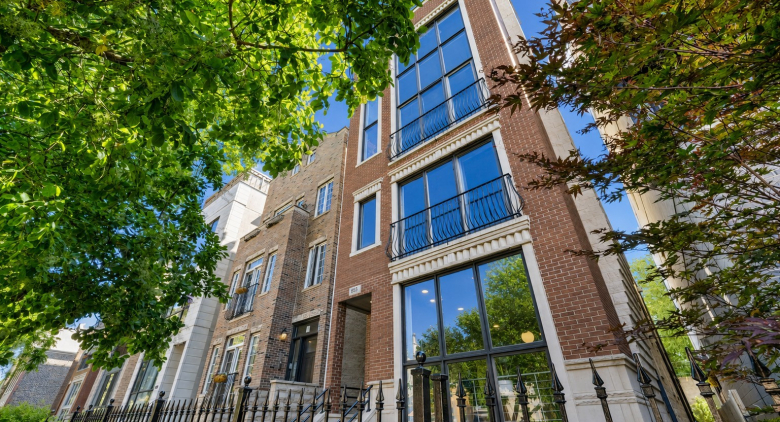 853 N Wood St.
