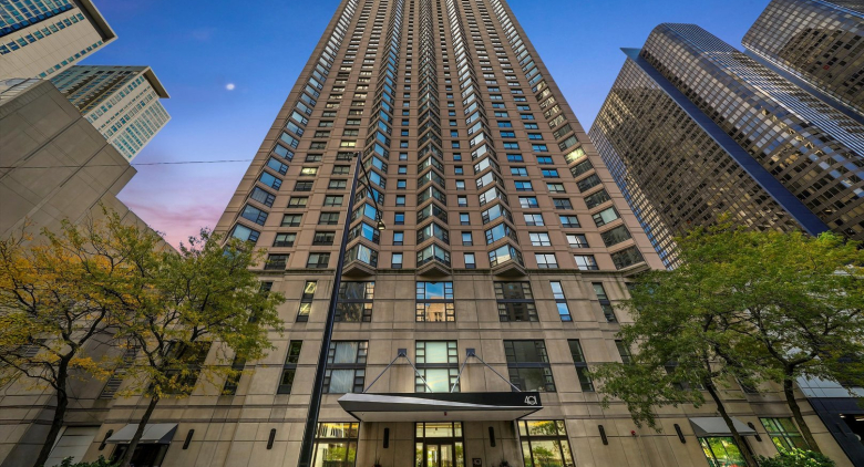 401 E Ontario Street #710