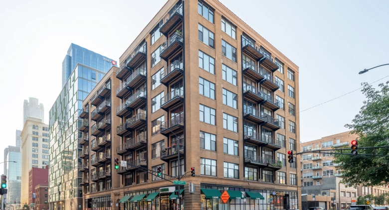 Unit #606 at 625 W Jackson Blvd.