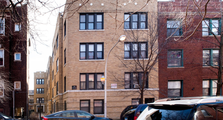 837.5 W Cornelia Avenue