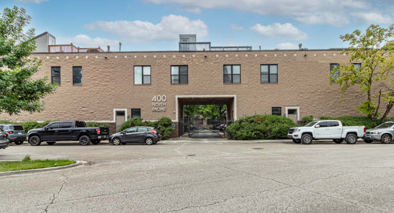 400 N Racine Avenue