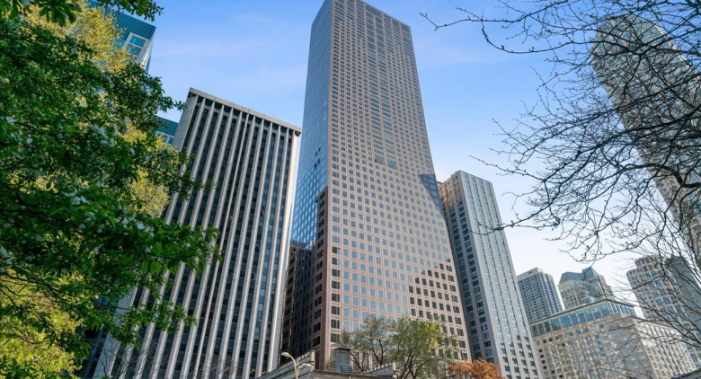 161 E Chicago Avenue #33C