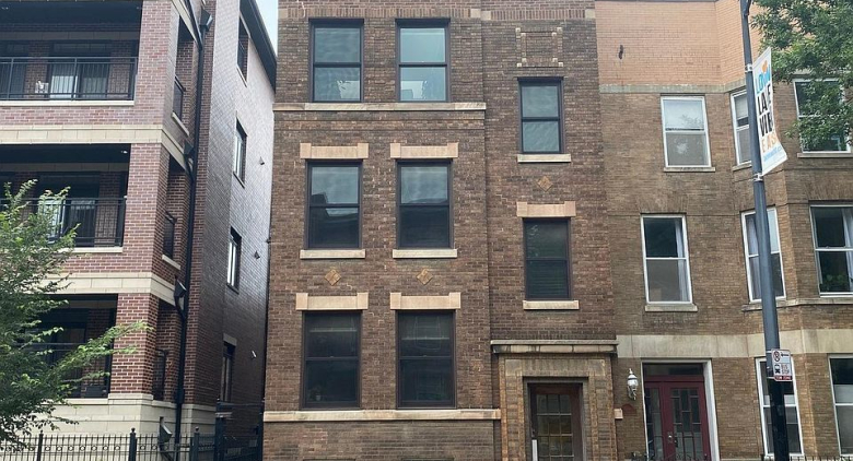 852 W Diversey Parkway #2F