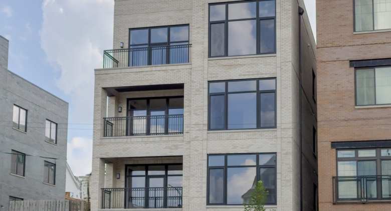 1615 W Irving Park Road