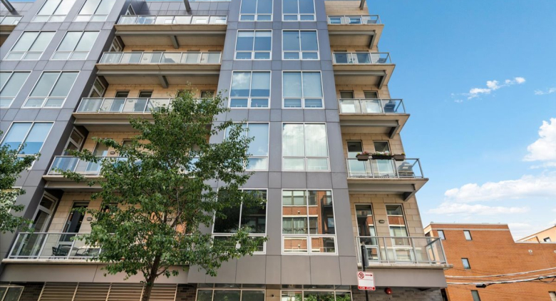 122 S ABERDEEN Street
