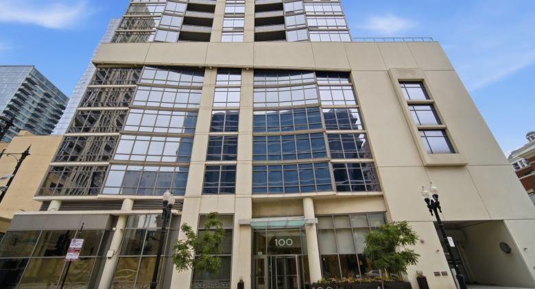 South Loop apartment for rent