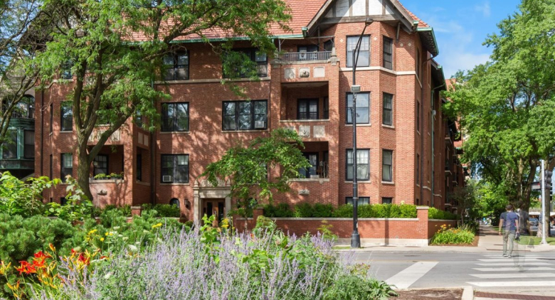 Hyde Park apartment for rent