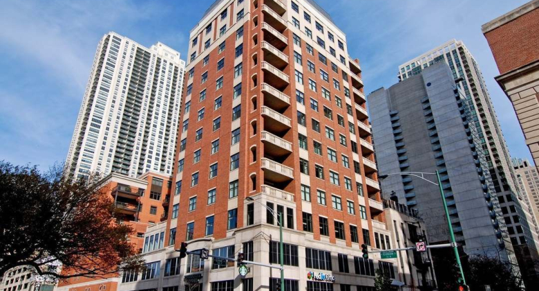 30 W Erie Street #501