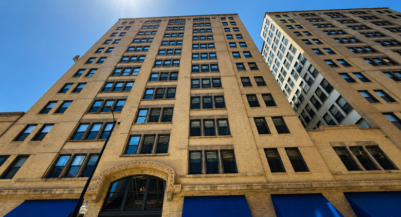 780 S FEDERAL Street