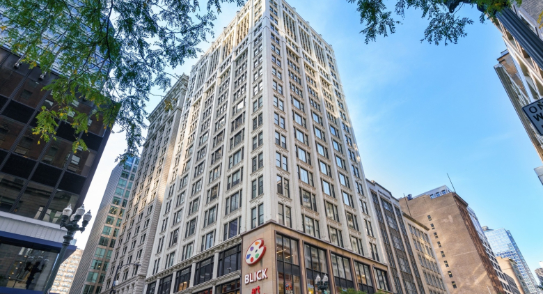 8 W Monroe Street #1007