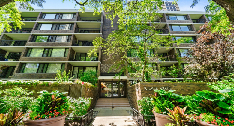 1555 N Sandburg Terrace #315K