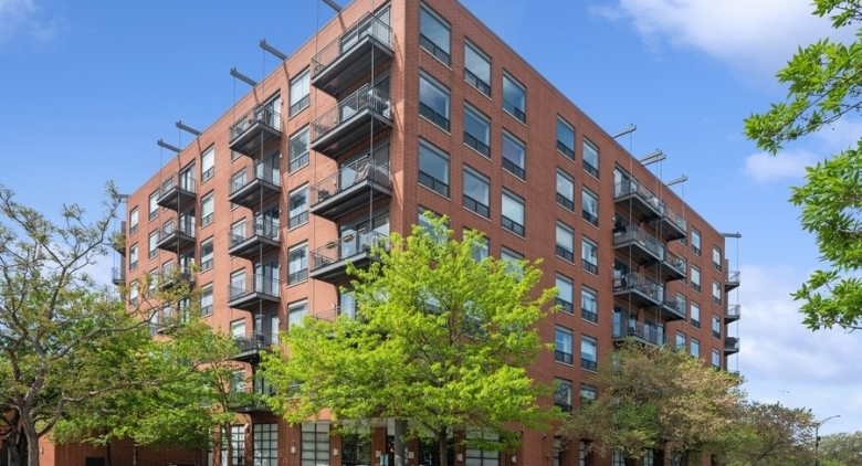 859 W Erie Street #709