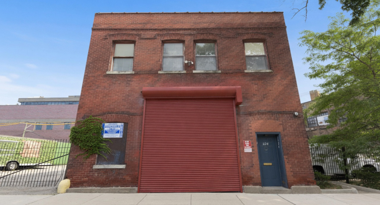 1124 W EDDY Street