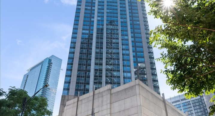 512 N McClurg Court #3812