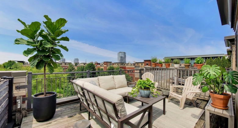 1005 N Kingsbury St.