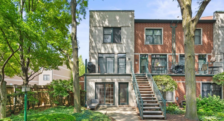 1812 S DEARBORN Street #10