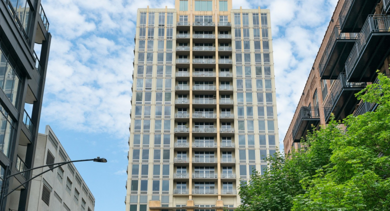 700 N Larrabee Street #1711