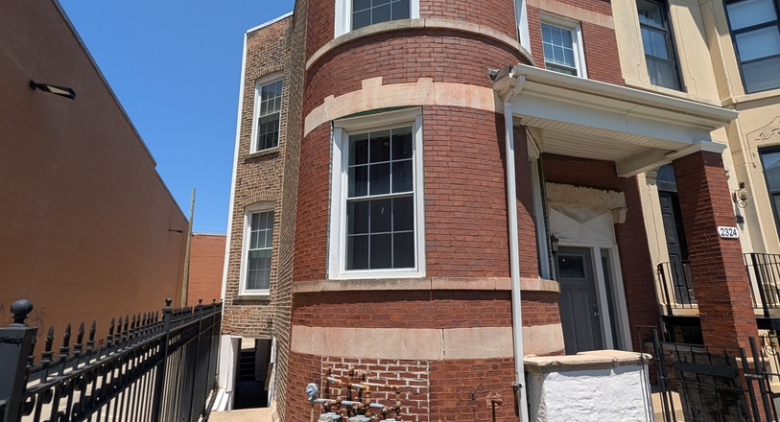 2324 W Monroe Street