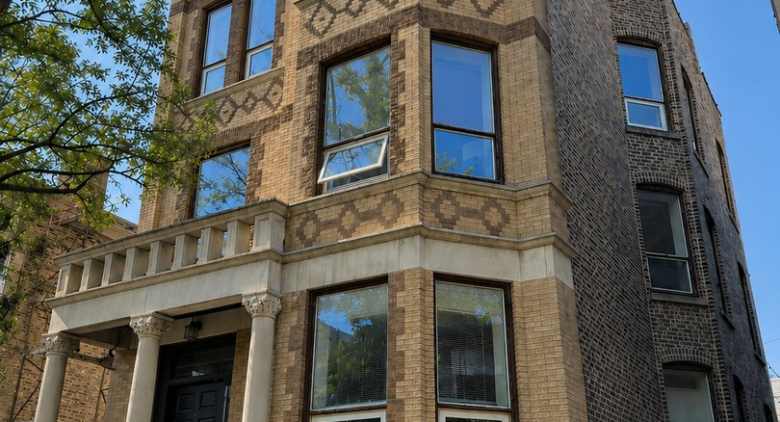 848 W George Street