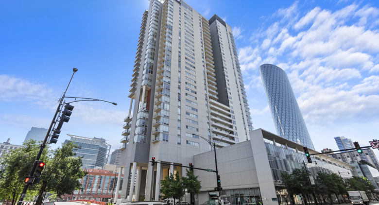 737 W WASHINGTON Boulevard #3406