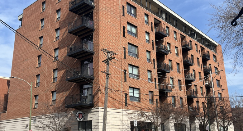 974 W 35th Place