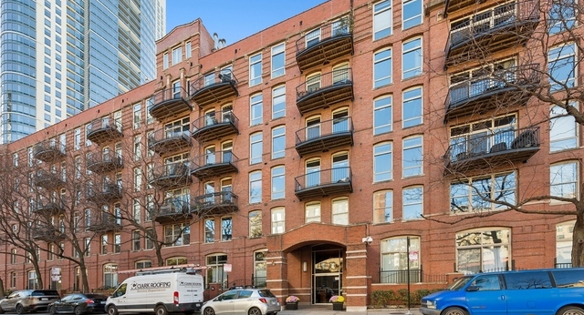 550 N Kingsbury Street #520