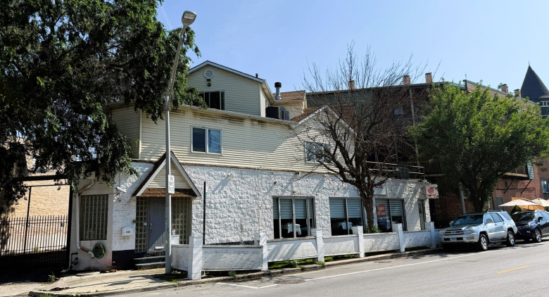 1450 W Webster Avenue